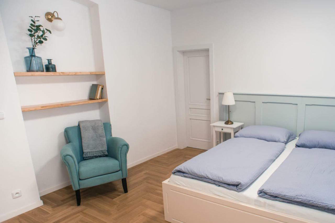 Penzion Masarykova 37 Hluboká nad Vltavou Exteriör bild